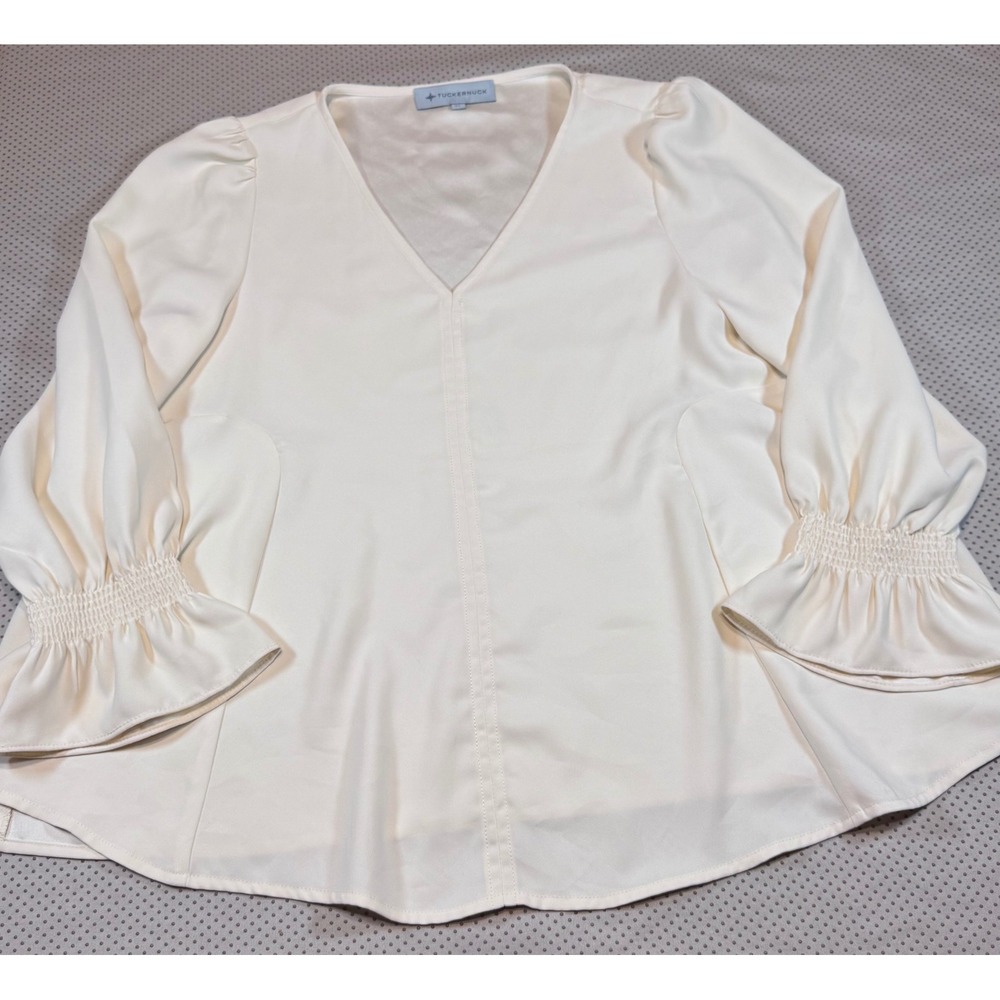 Tuckernuck Ivory V-Neck Smocked Cuff Puff Sleeve Blouse Cream XL